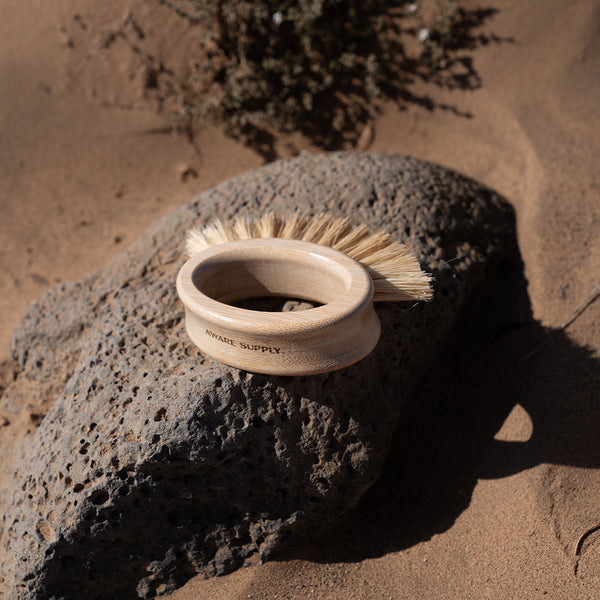 Sand brush